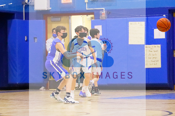 Weber Middle School Boys 8th grade Basketball vs Roslyn